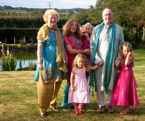 Arthur & Pam with
                                      daughter Becky and grandchildren