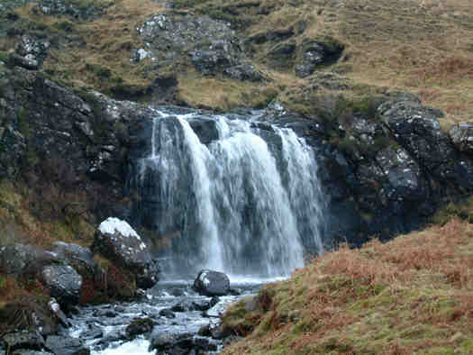 Waterfall ijn
                            Glen Seillisdeir